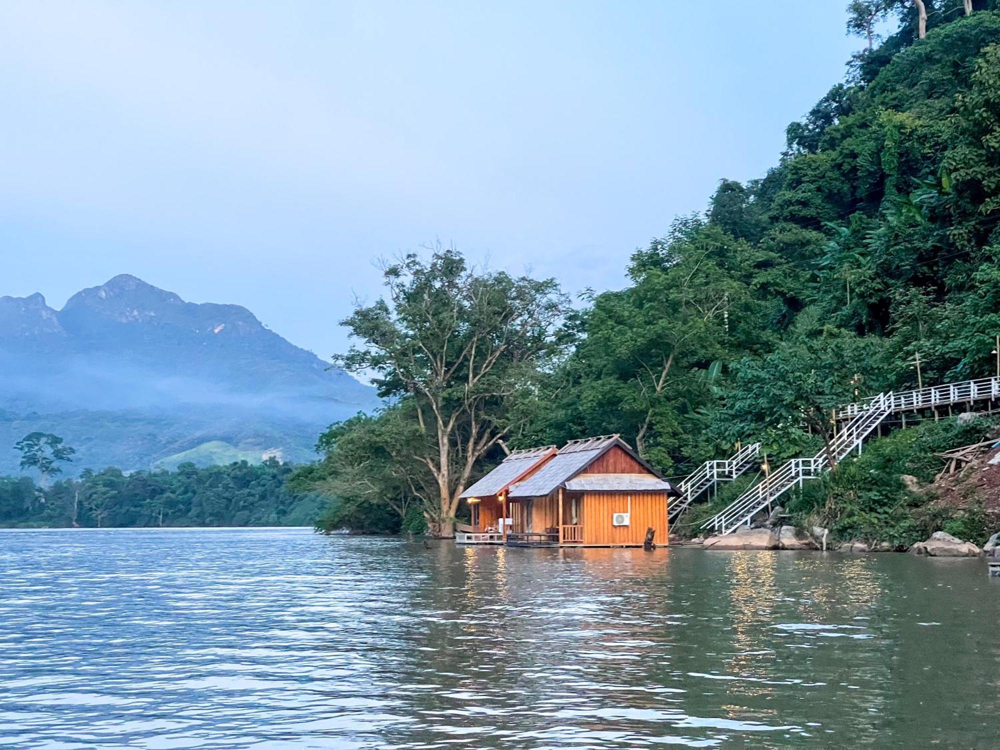 Nongkhiaw The Float House Hotel ภายนอก รูปภาพ