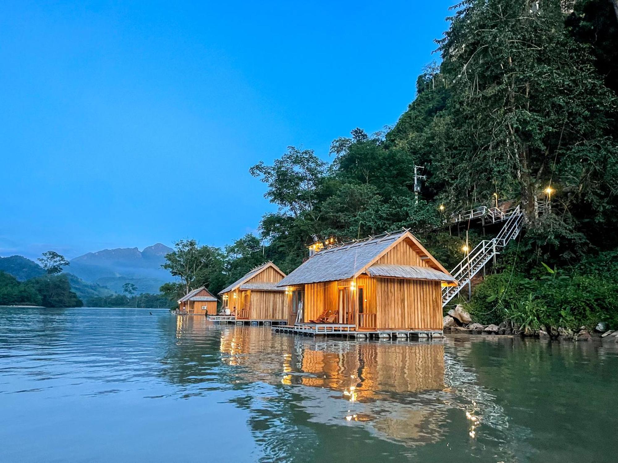 Nongkhiaw The Float House Hotel ภายนอก รูปภาพ