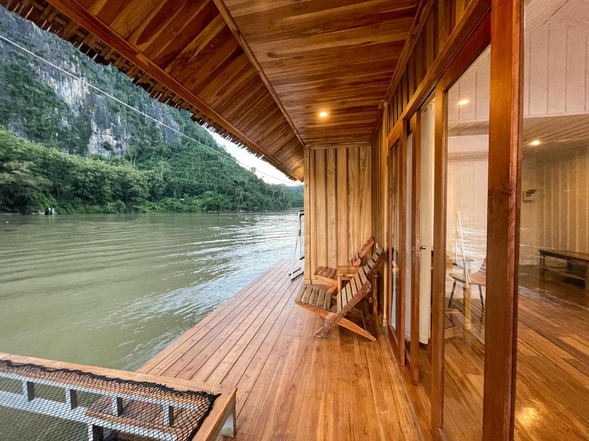 Nongkhiaw The Float House Hotel ภายนอก รูปภาพ
