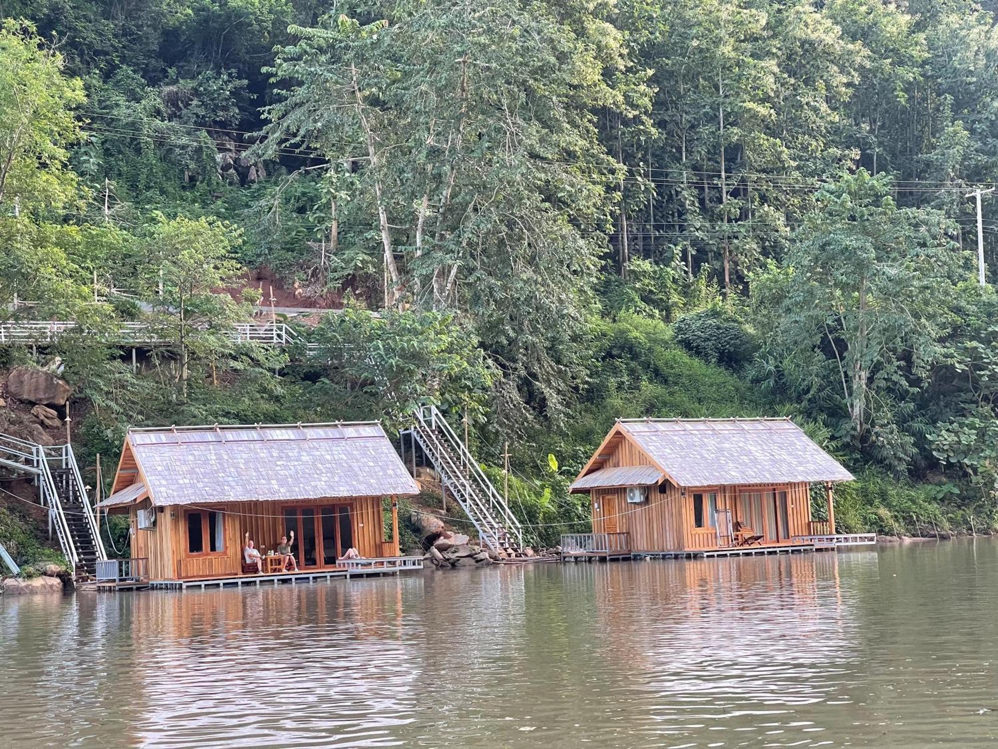 Nongkhiaw The Float House Hotel ภายนอก รูปภาพ