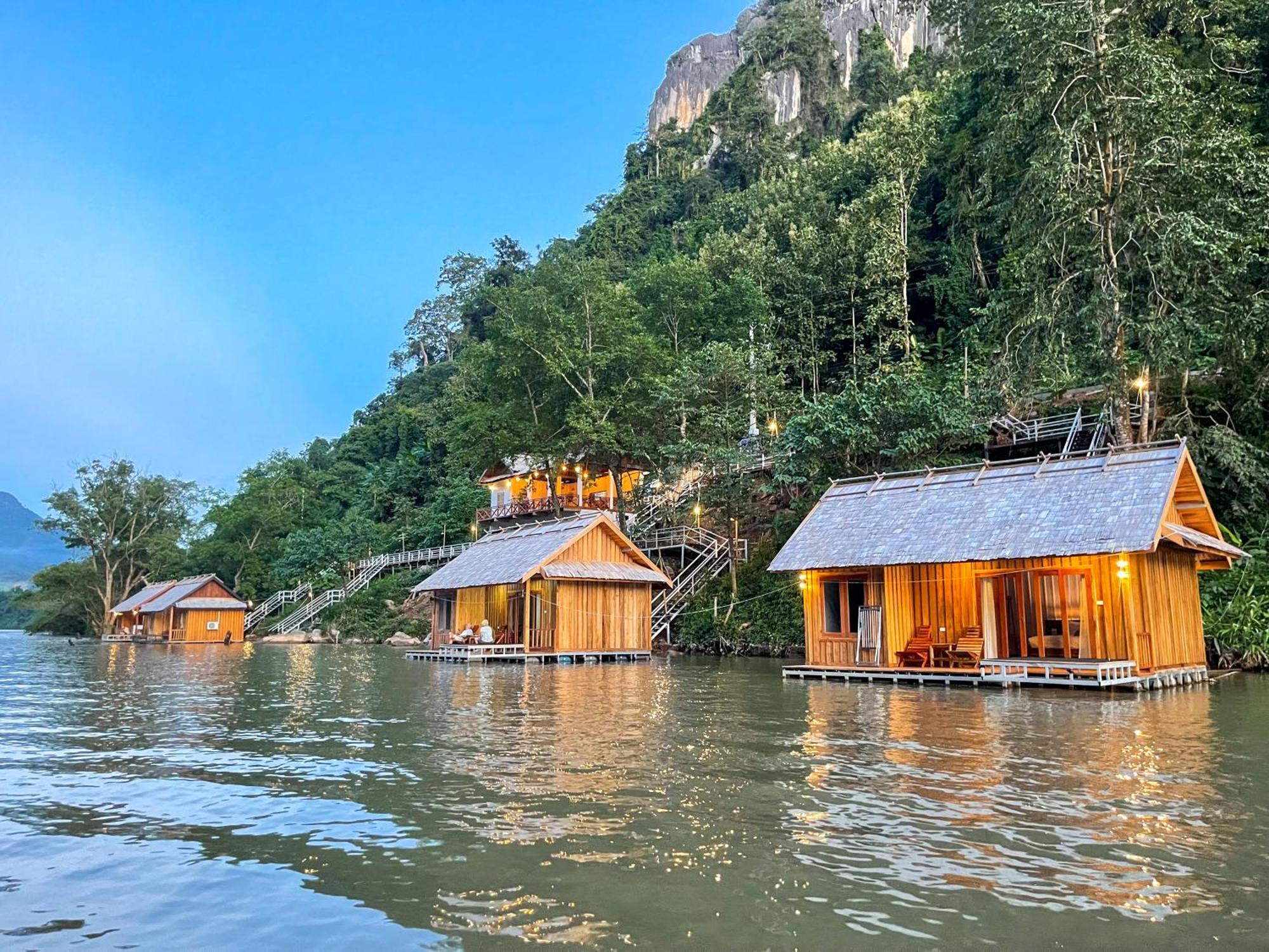 Nongkhiaw The Float House Hotel ภายนอก รูปภาพ