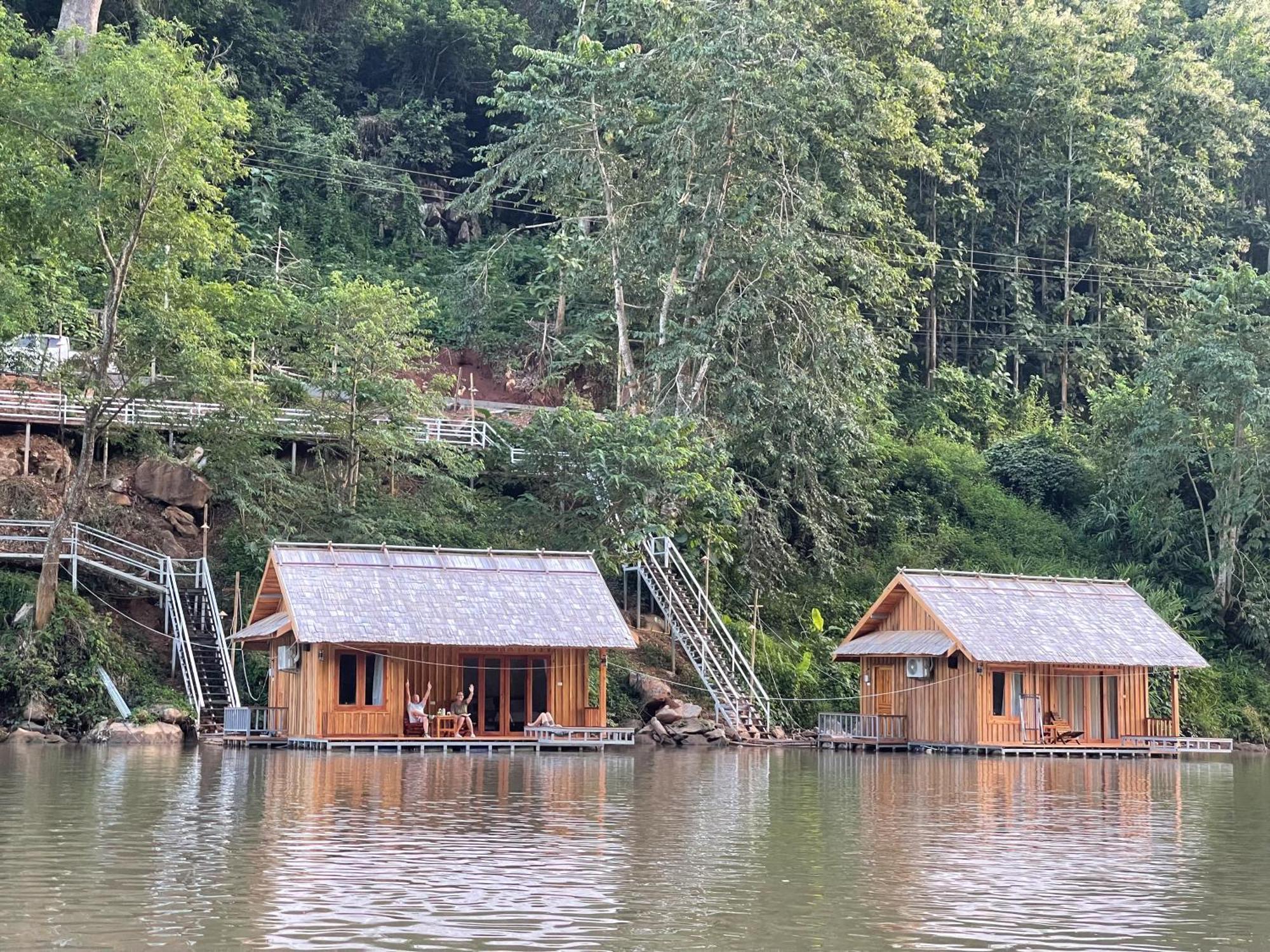 Nongkhiaw The Float House Hotel ภายนอก รูปภาพ