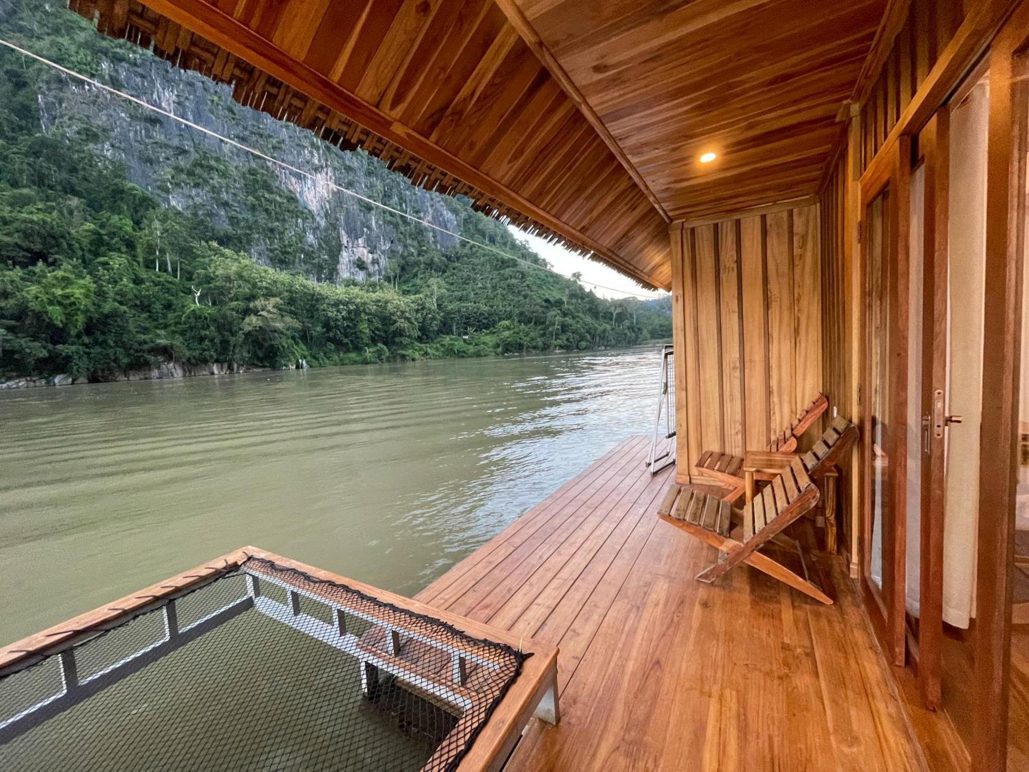 Nongkhiaw The Float House Hotel ภายนอก รูปภาพ
