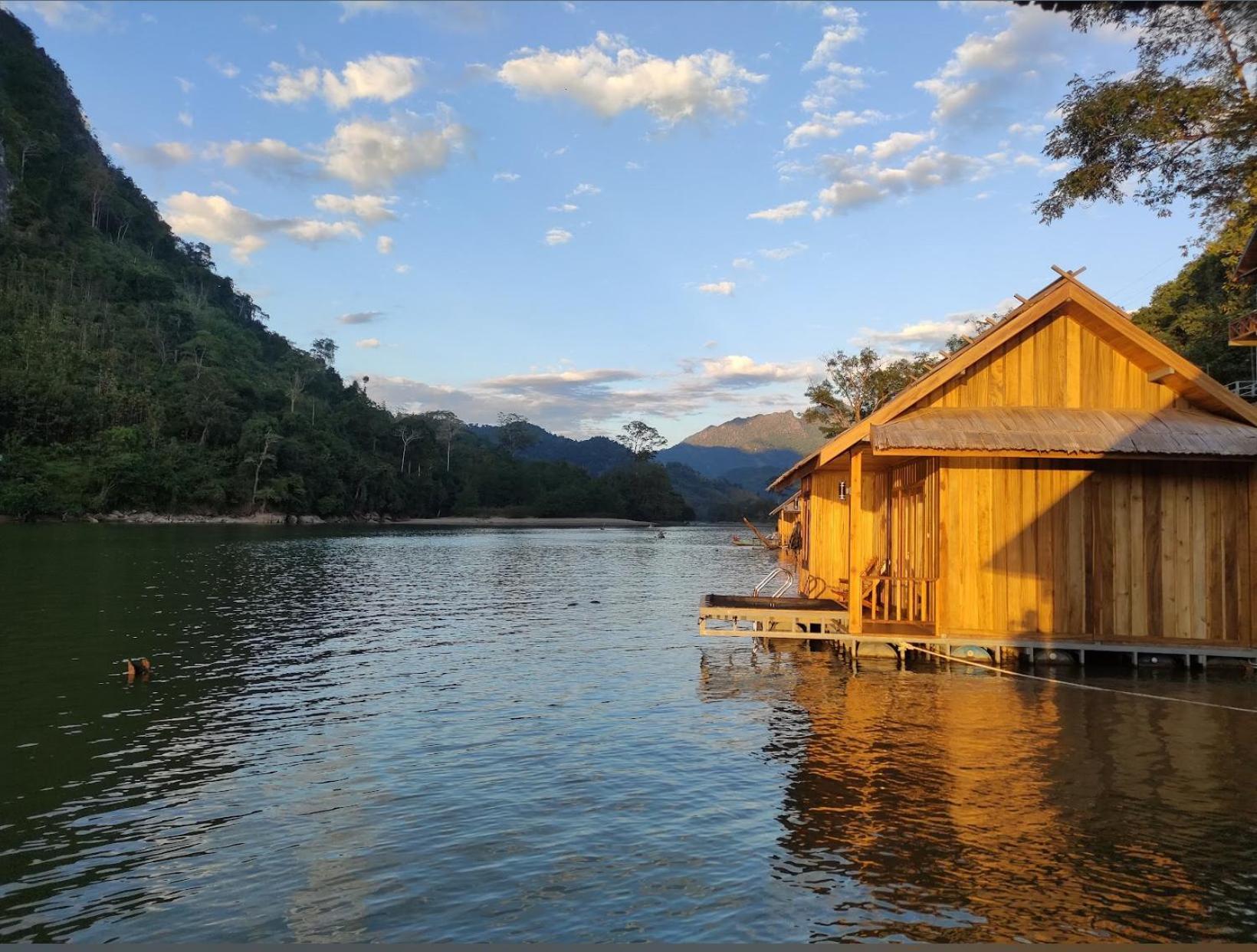 Nongkhiaw The Float House Hotel ภายนอก รูปภาพ